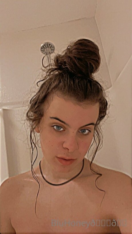 blufire999 top profile image