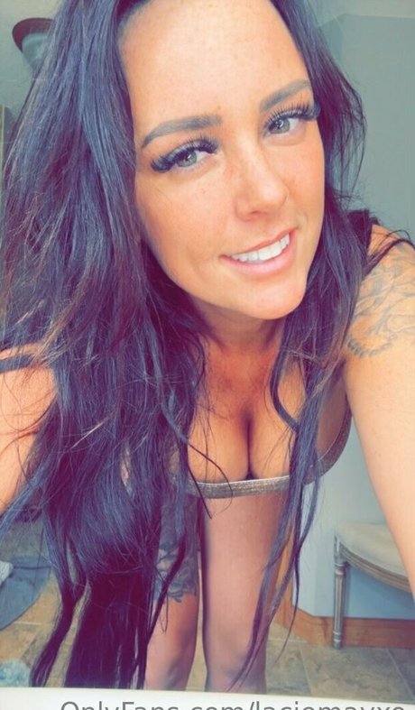 自然なお尻OnlyFans ホットポルノ 写真