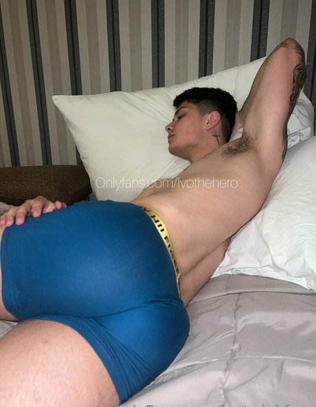 小さいチンポOnlyFans トップ ギャラリー