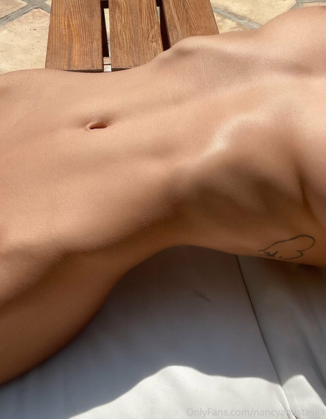 nancyanastasiia セックス女優 画像