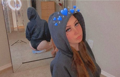 リップスオンリーファンズ アートポルノ 画像