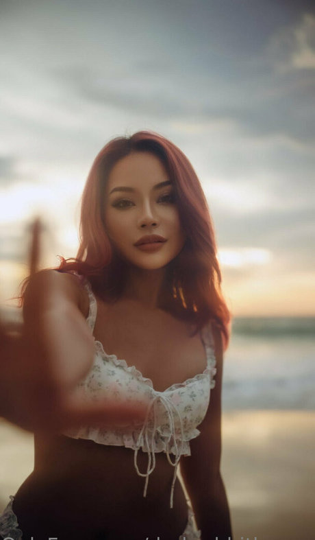 Darkrabbithouse profile image