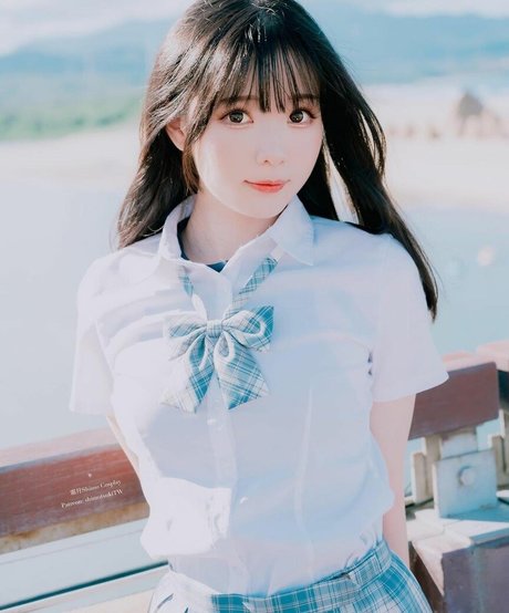 膨らみ OnlyFans トップ 画像