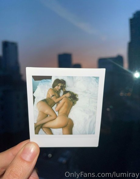 ニューハーフ 熟女 OnlyFans ホットxxx 写真