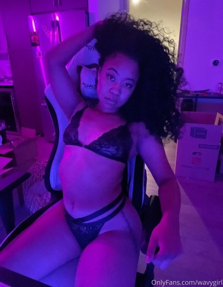 jhenecurious 可愛いモデル 写真