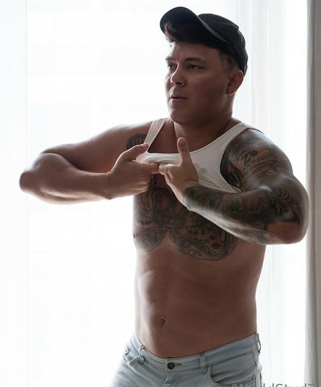 ランジェリーベイビーOnlyFans 裸 画像