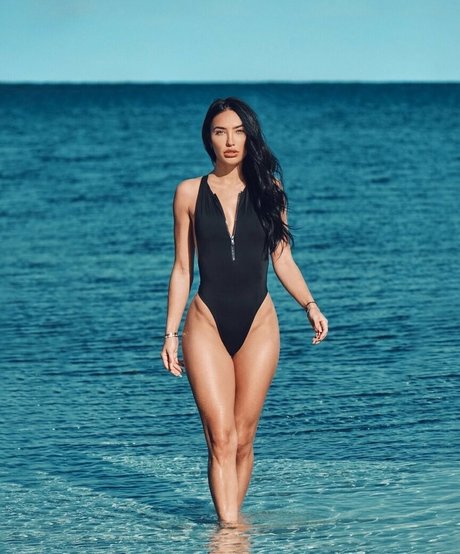 bre tiesi エロティックなモデル アーカイブ