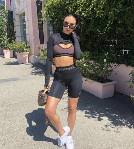 bre tiesi ヌードのポルノスター 写真