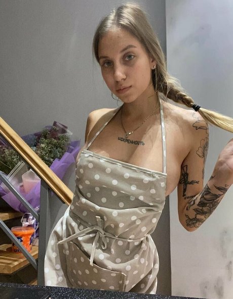 sunny anny profile image