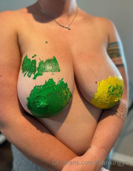 asmr ナース onlyfans 無料ヌード ギャラリー