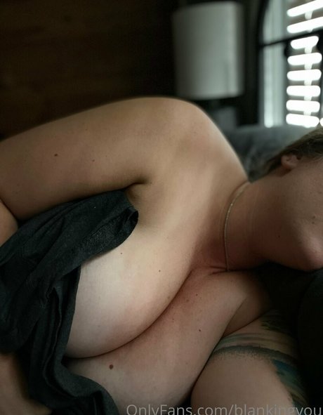 張りのあるおっぱいOnlyFans ヌード 写真