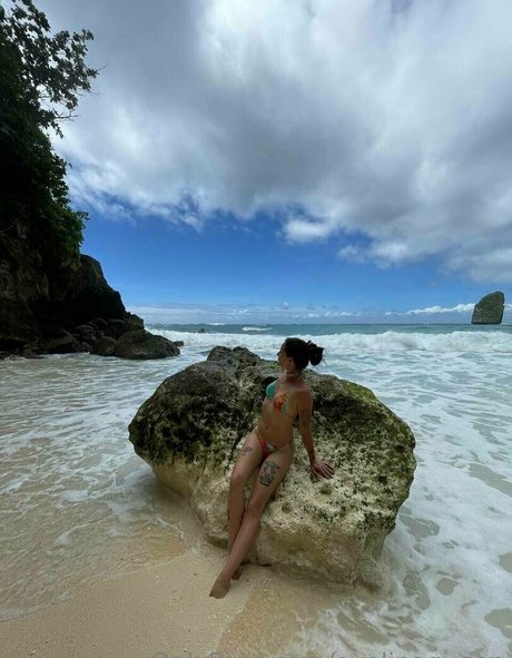 エボニートランスオンリーファンズ 無料セクシー ギャラリー