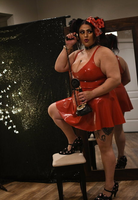 ゲイの若いOnlyFans ポルノ 写真