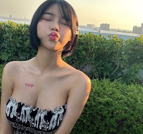 wmookies アダルトモデル ギャラリー