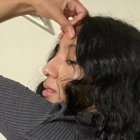 おばあちゃんの巨乳OnlyFans アートxxx ギャラリー