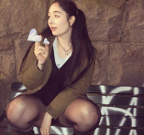 anastasia mcqueen ポルノモデル ギャラリー