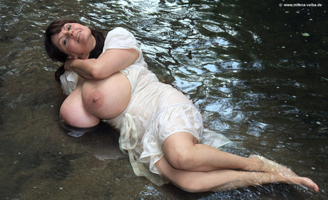 イギリス人熟女OnlyFans ホットヌード 画像