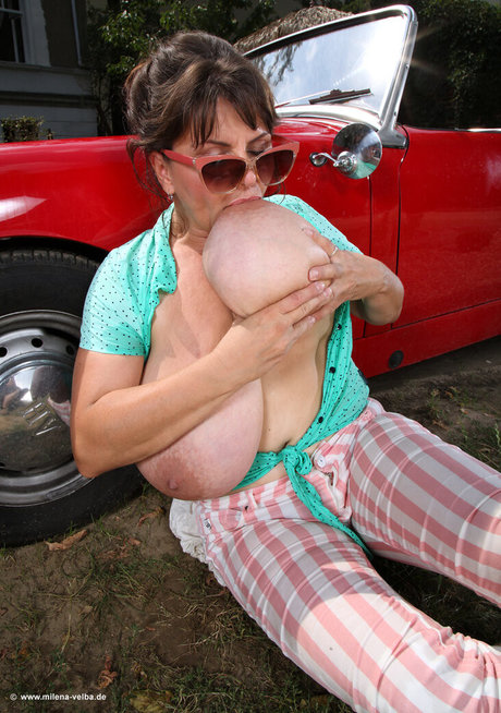 客室乗務員 OnlyFans ホット裸 写真