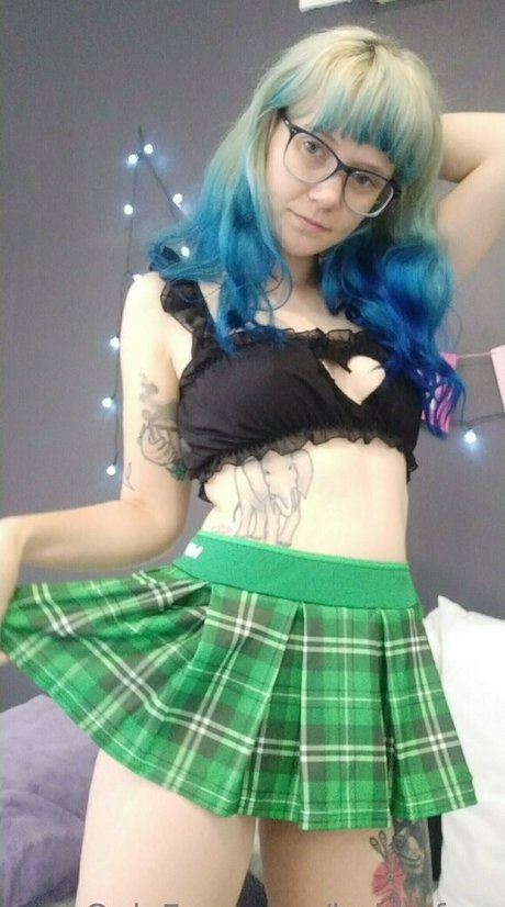 heidivfree 裸のポルノスター 画像