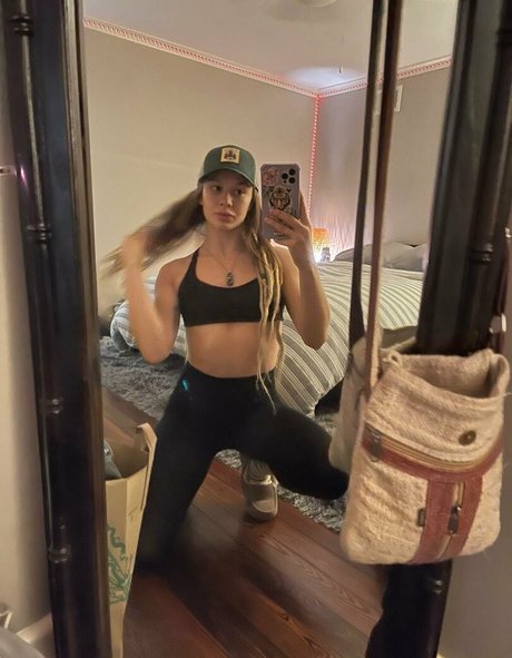 黒のランジェリーOnlyFans 美しい 画像