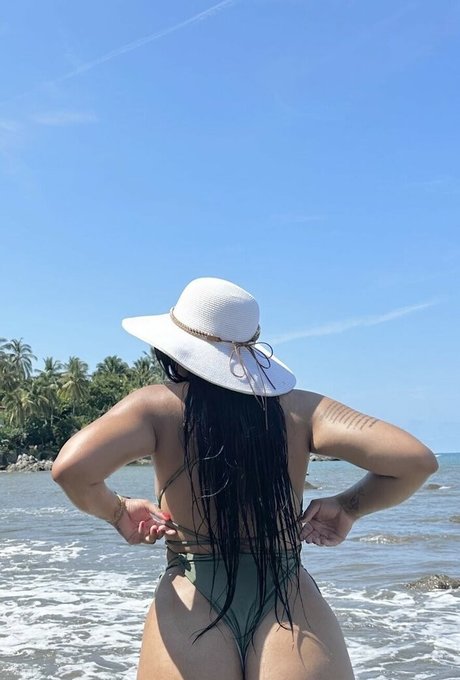 Tamara Gonzalez 独占モデル 写真