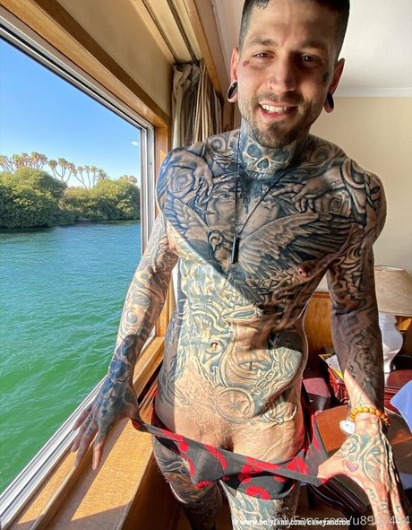 ストリッパーOnlyFans セクシー ギャラリー