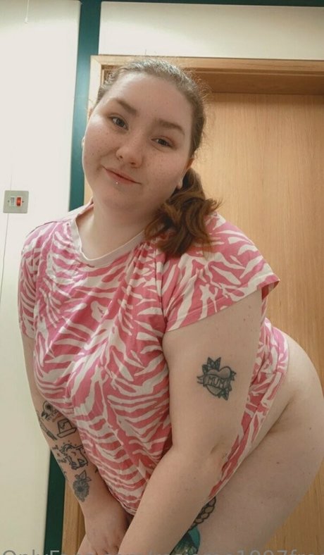 rosieblossomfree ポルノスター セクシー 写真