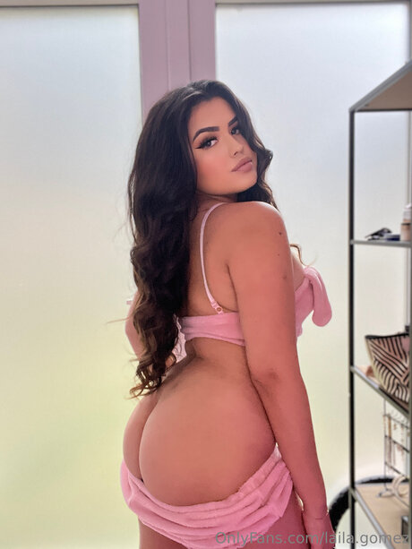 laila gomez エロティックなスター ギャラリー