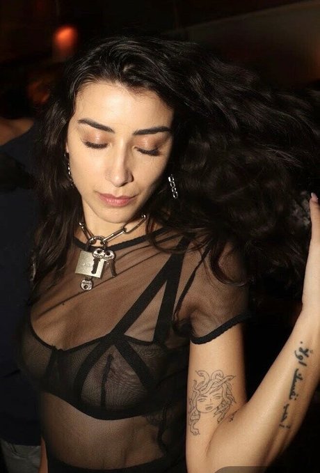 dela roo かわいいスター 写真