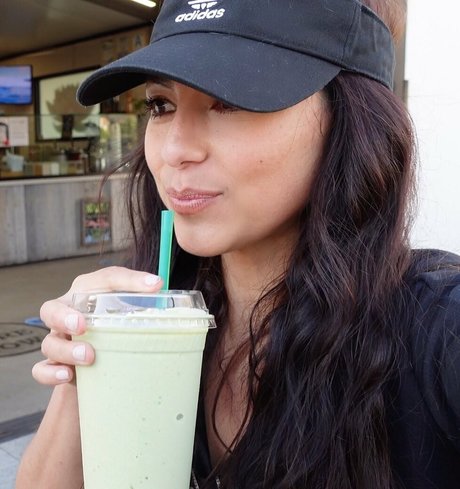 manifestationbabe ホット女優 写真