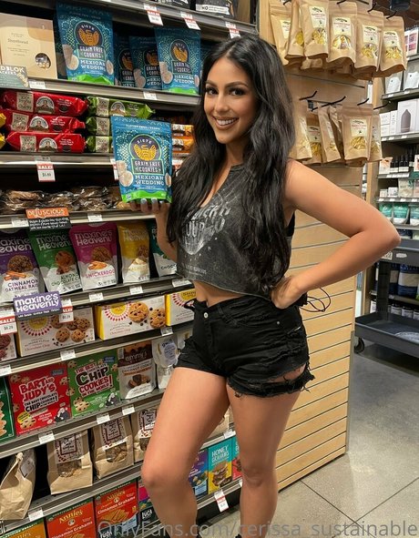 黒檀の白いチンポOnlyFans ヌード 画像