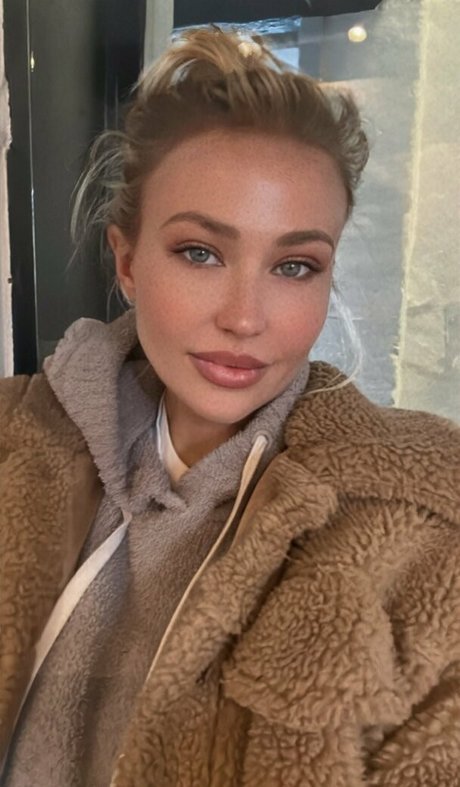 sophiereadeofficial ヌードスター 画像