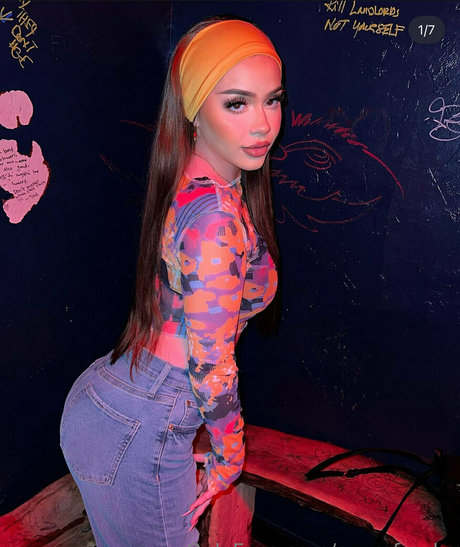 azurefreaks アートモデル 写真