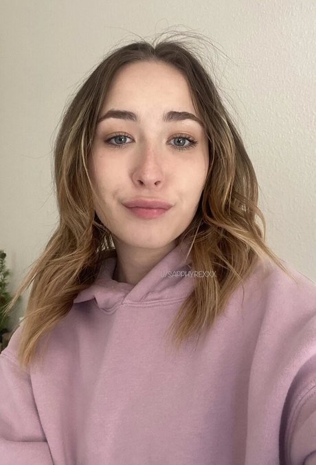 Skylar Sapphyre 完璧なモデル 画像