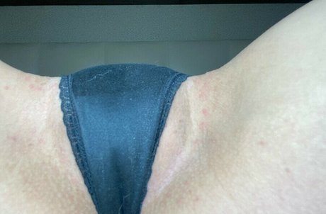 Skylar Sapphyre ポルノスター 独占 ギャラリー