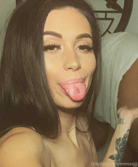 staywildraw xxxモデル 画像