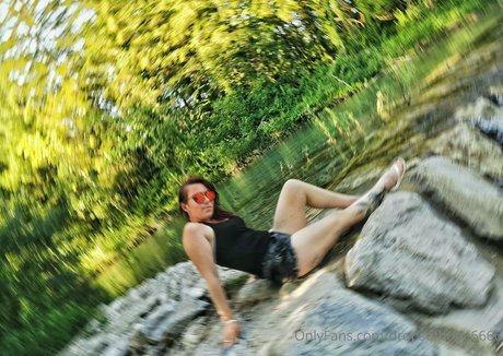 mydarkside6666 スター ヌード 写真