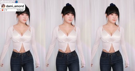 アジアの女の子限定ファン 素敵 ギャラリー