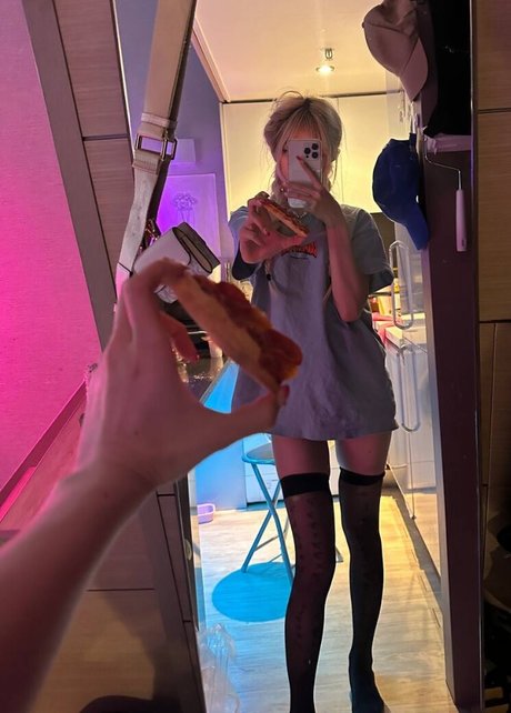 satanmate トップモデル 写真