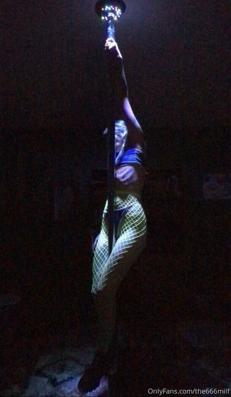 parisbush スターセックス 写真