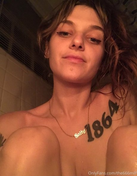 中出しアジア人OnlyFans セクシー 写真