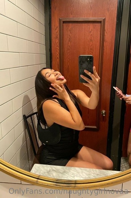 大きな白いチンポ OnlyFans セクシー裸 写真