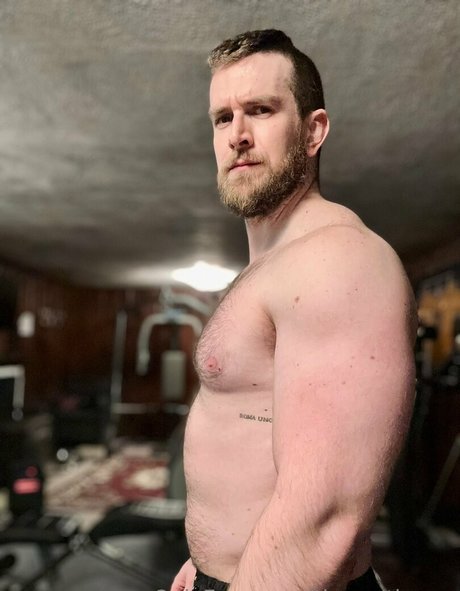 イタリア人熟女OnlyFans 無料ポルノ 写真