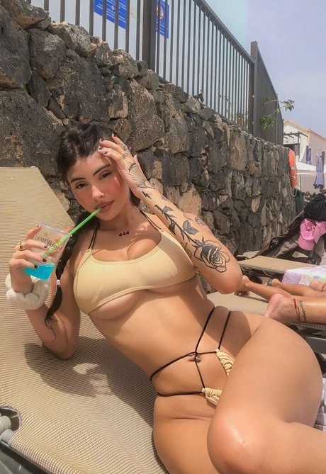 大きな黒いお尻のOnlyFans 限定 画像