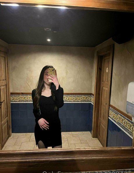 巨乳 射精 OnlyFans アートポルノ 画像