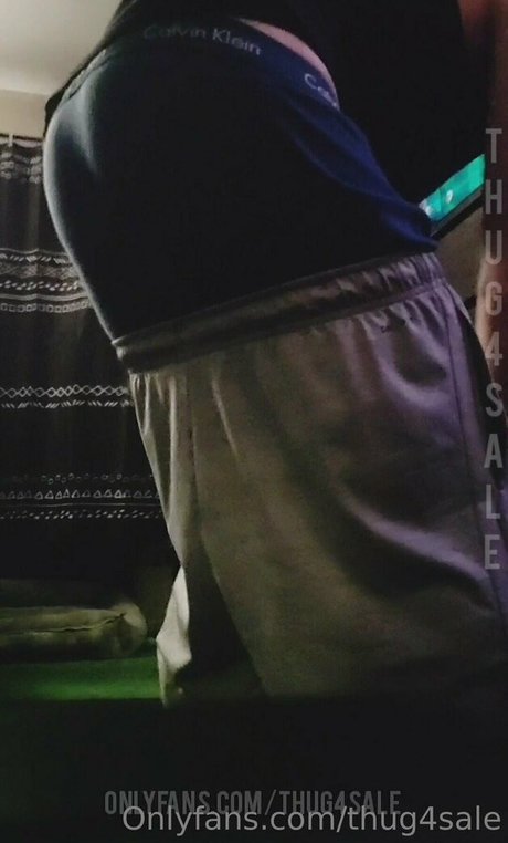 thug4sale 無料のポルノスター 写真