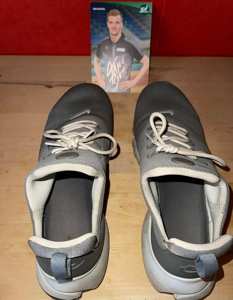 snkrs uncensored ヌード女優 画像