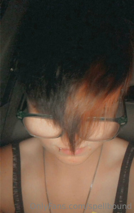 Spellbound アダルトスター 写真