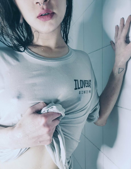 lunahaze ポルノスター アダルト 写真