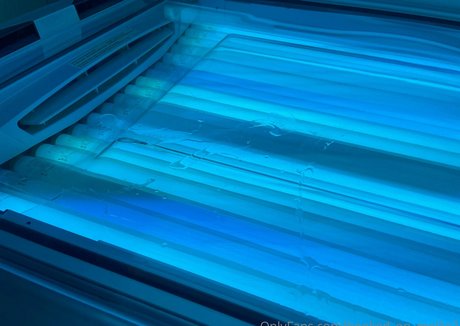 hooked on mollie2 アダルト女優 画像